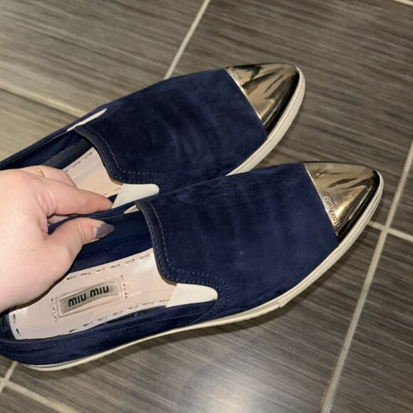Authentic Miu Miu Blue Velvet Pointed Cap Toe Slip On - Picture 5 of 9